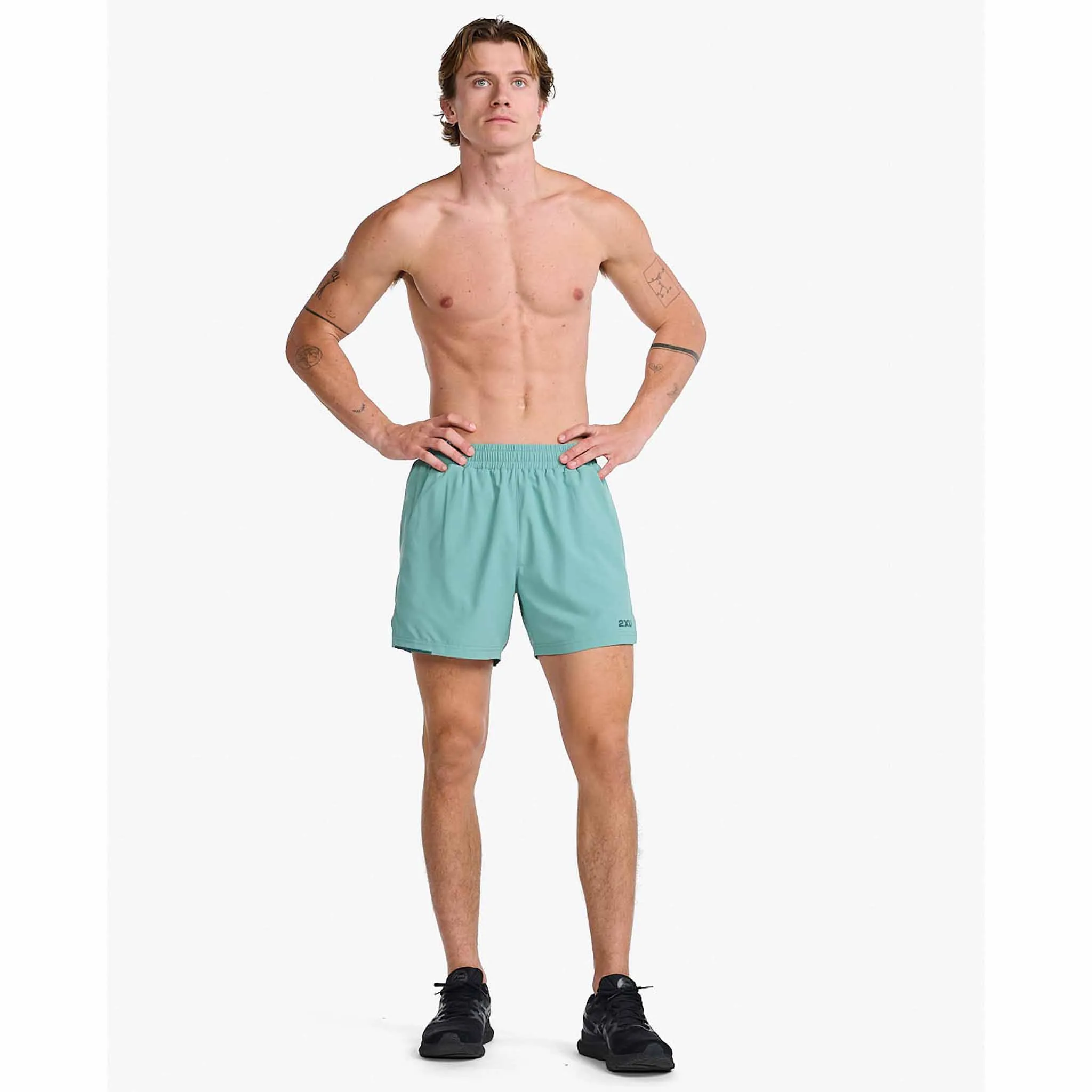 2XU Aero 7 Inch shorts de course à pied pour homme