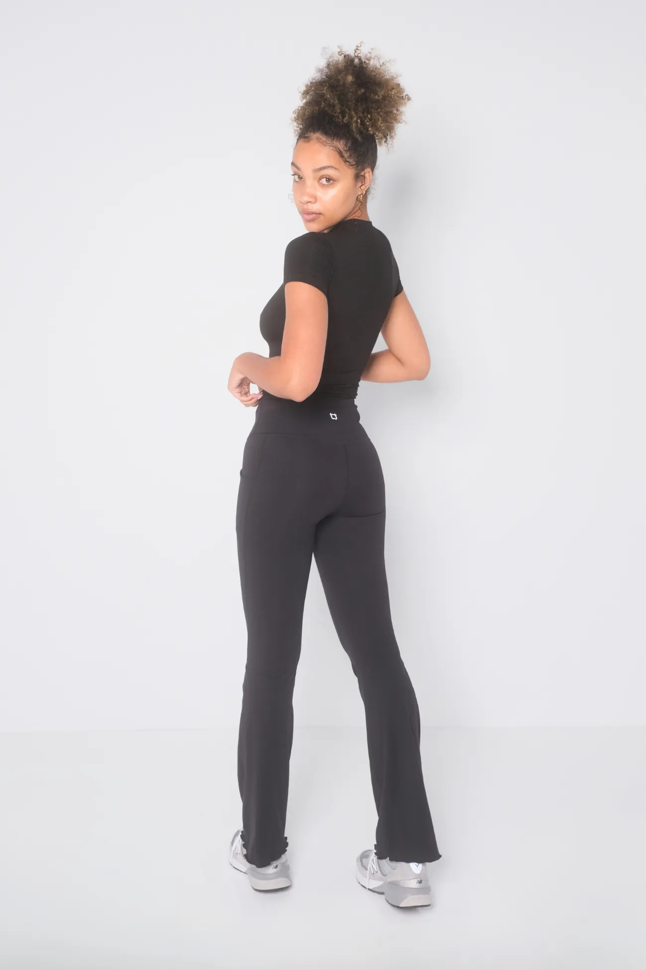 Frill Flare Pocket Leggings - Black