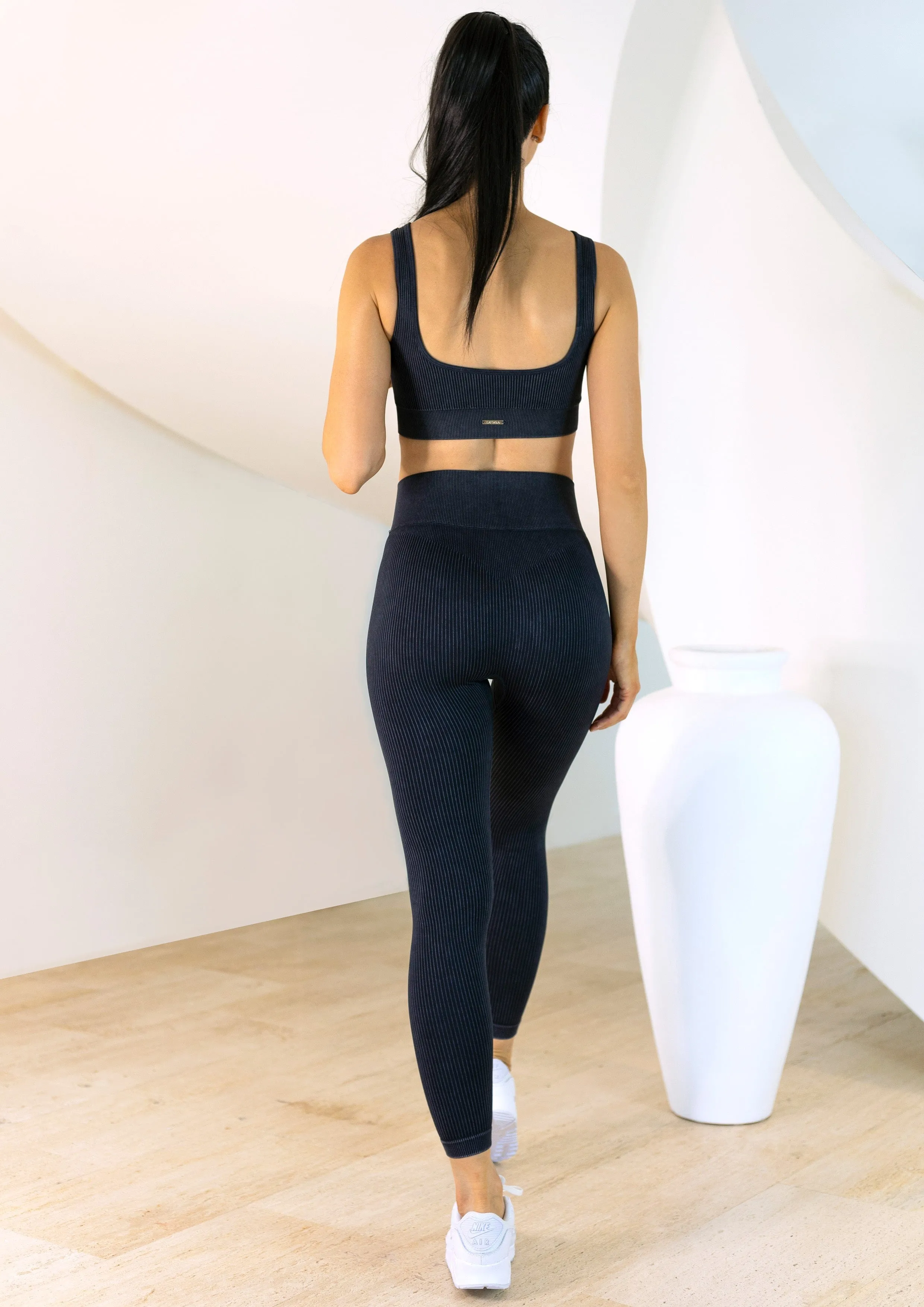 Graphite Ribbed Seamless Legging