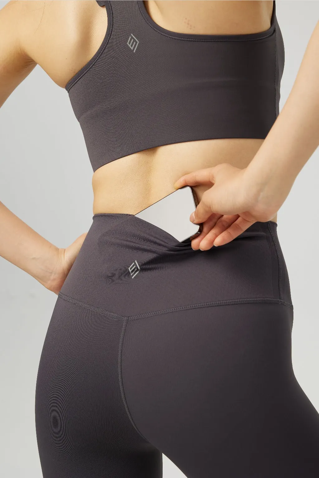 Hidden Pocket High-Rise Leggings (Full 24'')