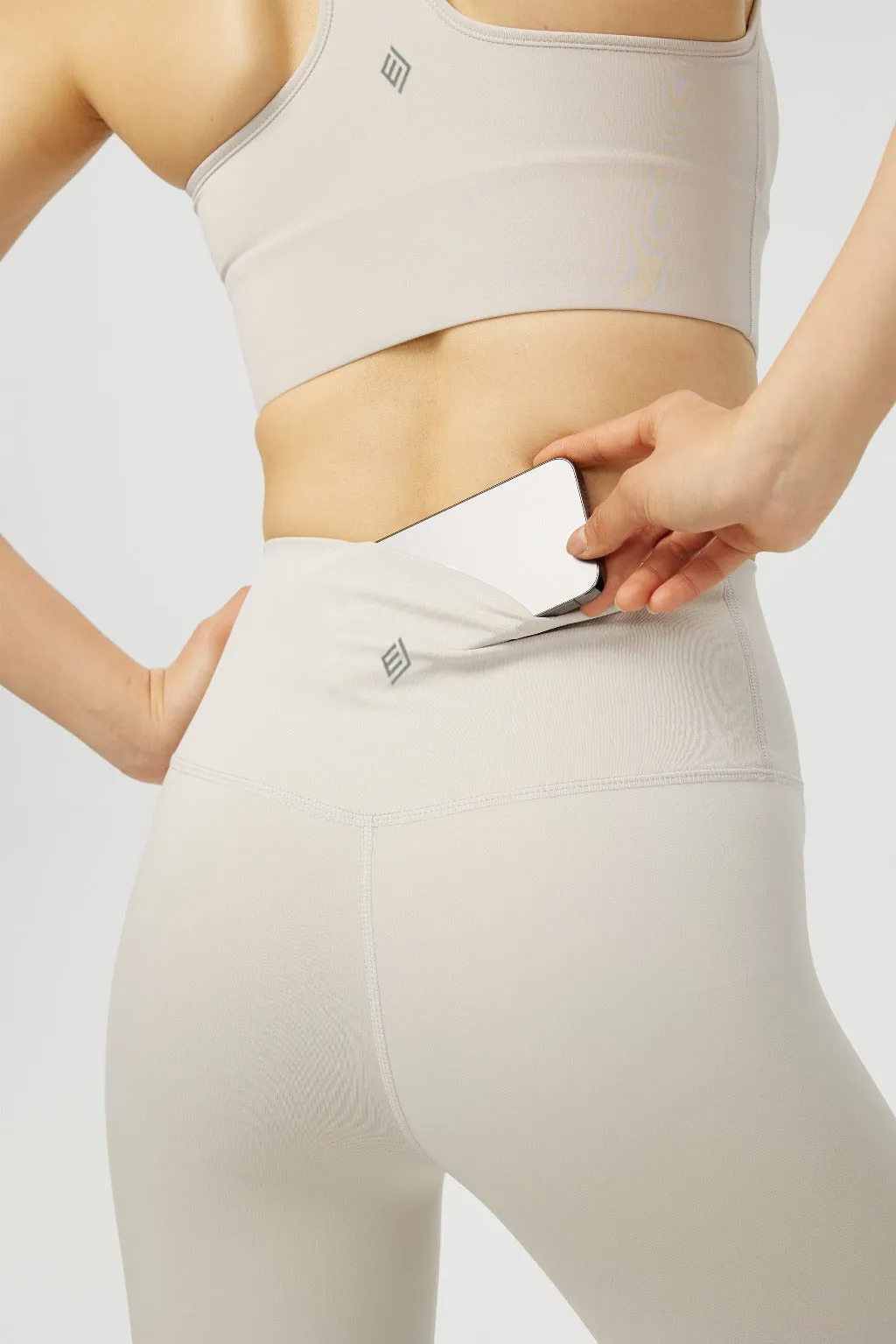 Hidden Pocket High-Rise Leggings (Full 24'')