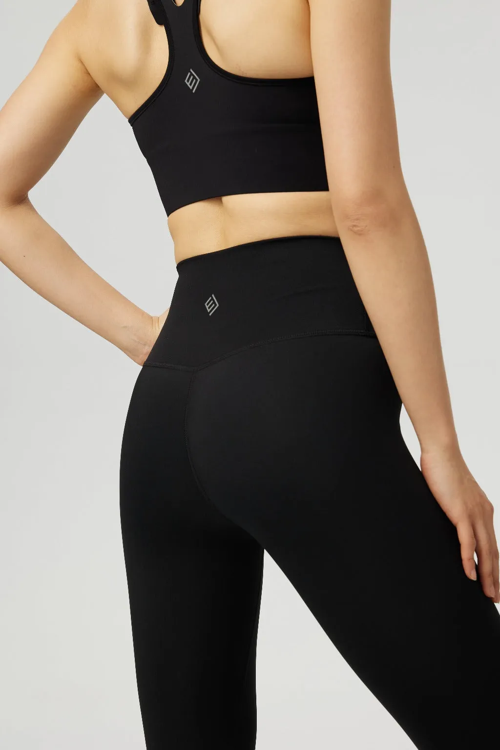Hidden Pocket High-Rise Leggings (Full 24'')